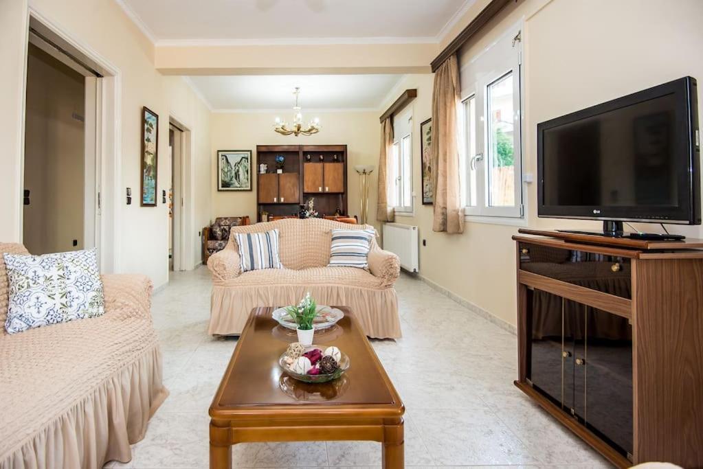 Апартаменты Stefanos House Аргостолион Экстерьер фото